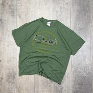 Vintage 2000s clutch emo grunge metal hardcore punk rock gothic band t shirt